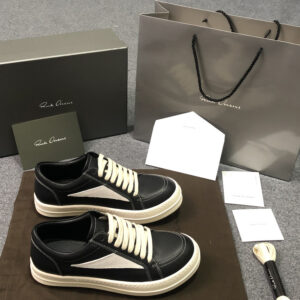 LP sneakers