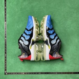 N-k sneakers